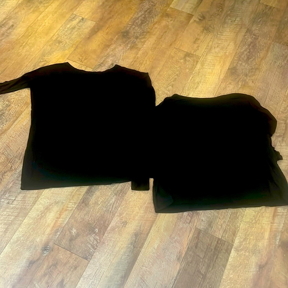 Piko 1988 tops in black (2 shirts)